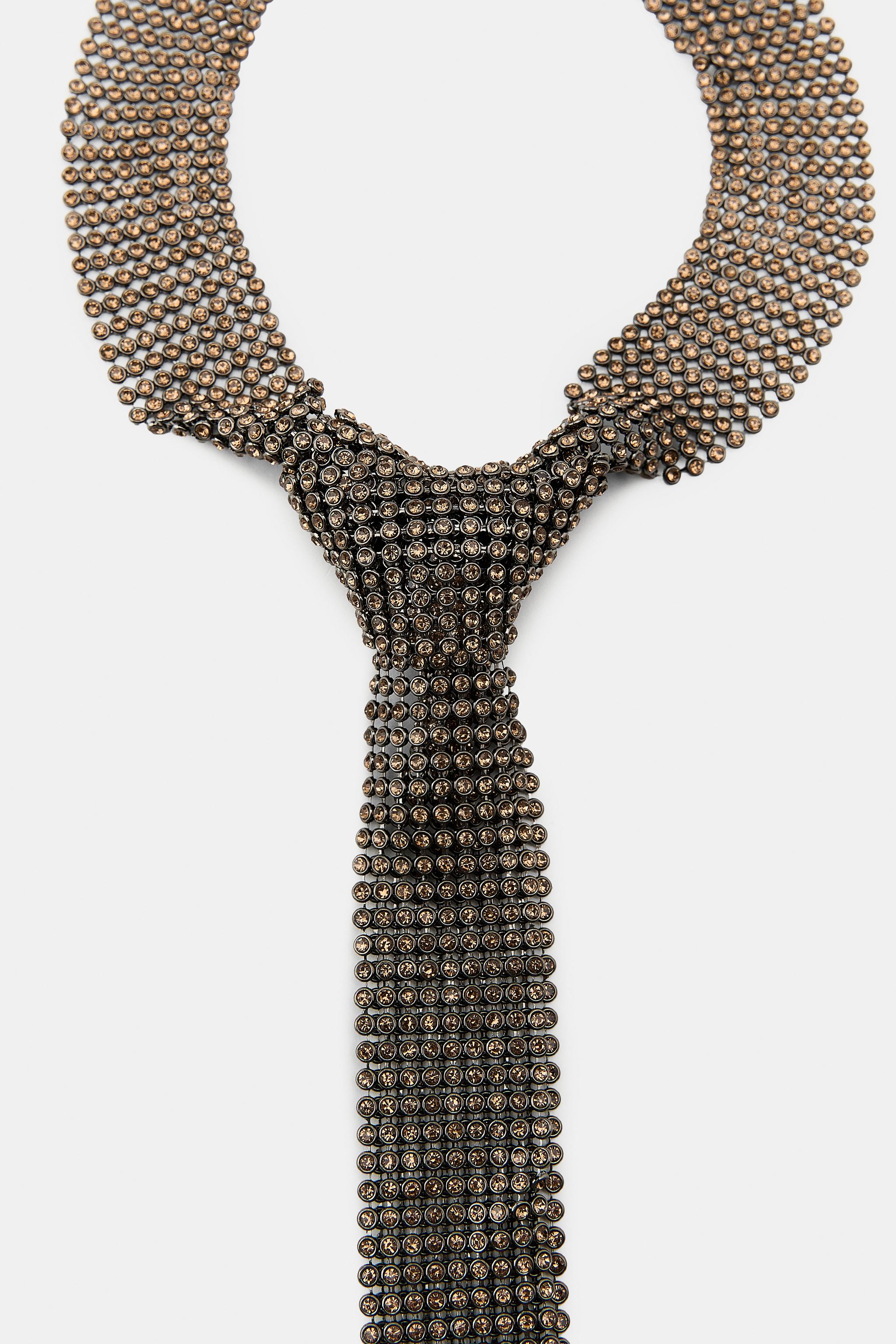 COLLIER CRAVATE MÉTALLIQUE STRASS